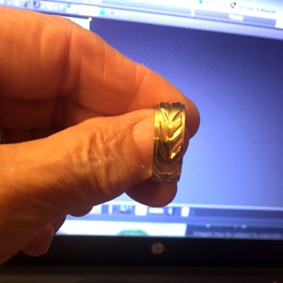THE OLIVE LEAVES GOLD RING SYMBOL OF PEACE & LOVE from NOAH's ARK HIS/ HERS NEW - Picture 4 of 4
